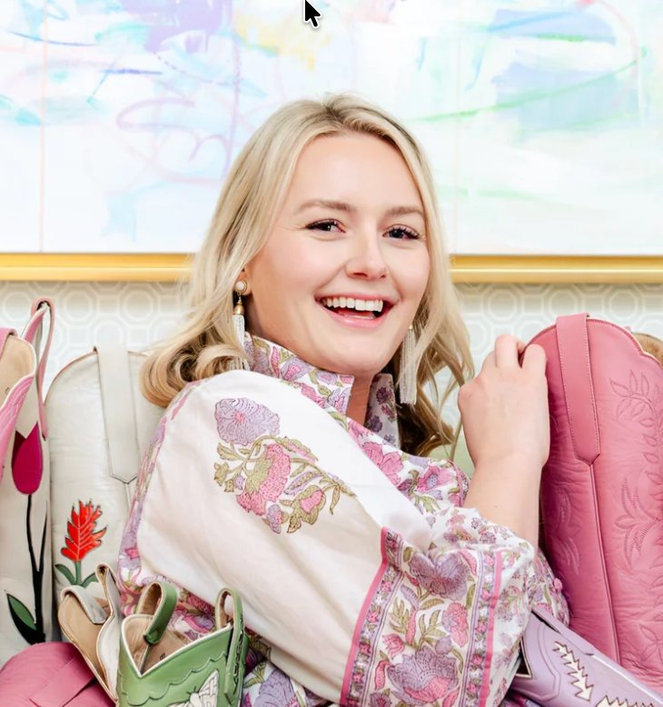Kelsey, founder of Petite Paloma